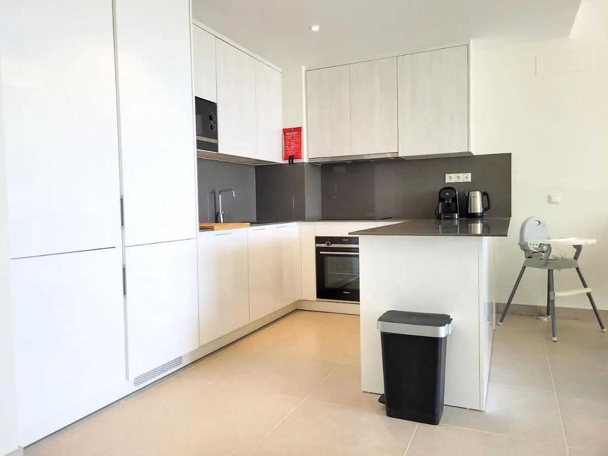Two Bedroom Apartment In Mirador Del Golf Estepona