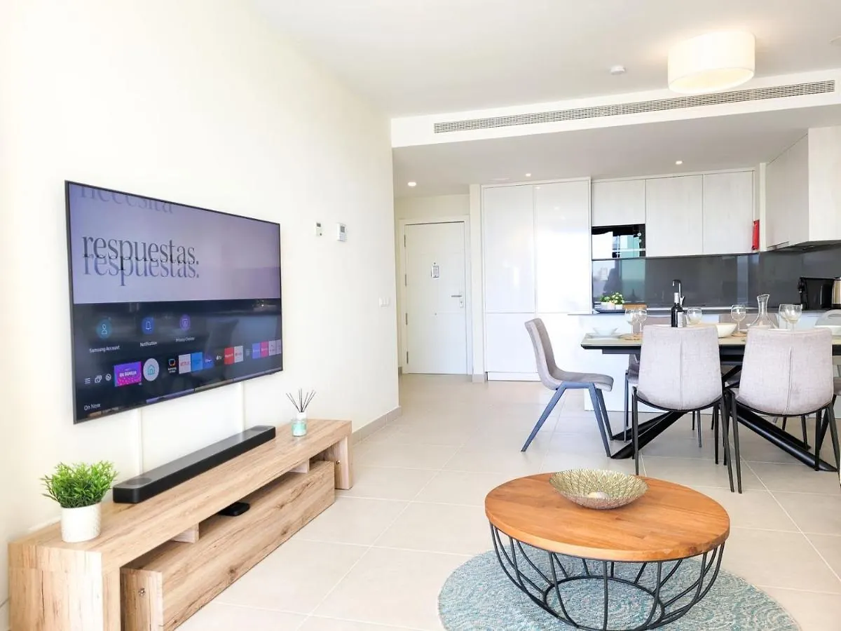 Two Bedroom Apartment In Mirador Del Golf Estepona