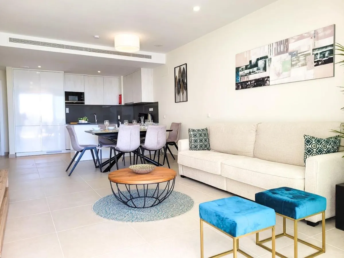 Two Bedroom Apartment In Mirador Del Golf Estepona